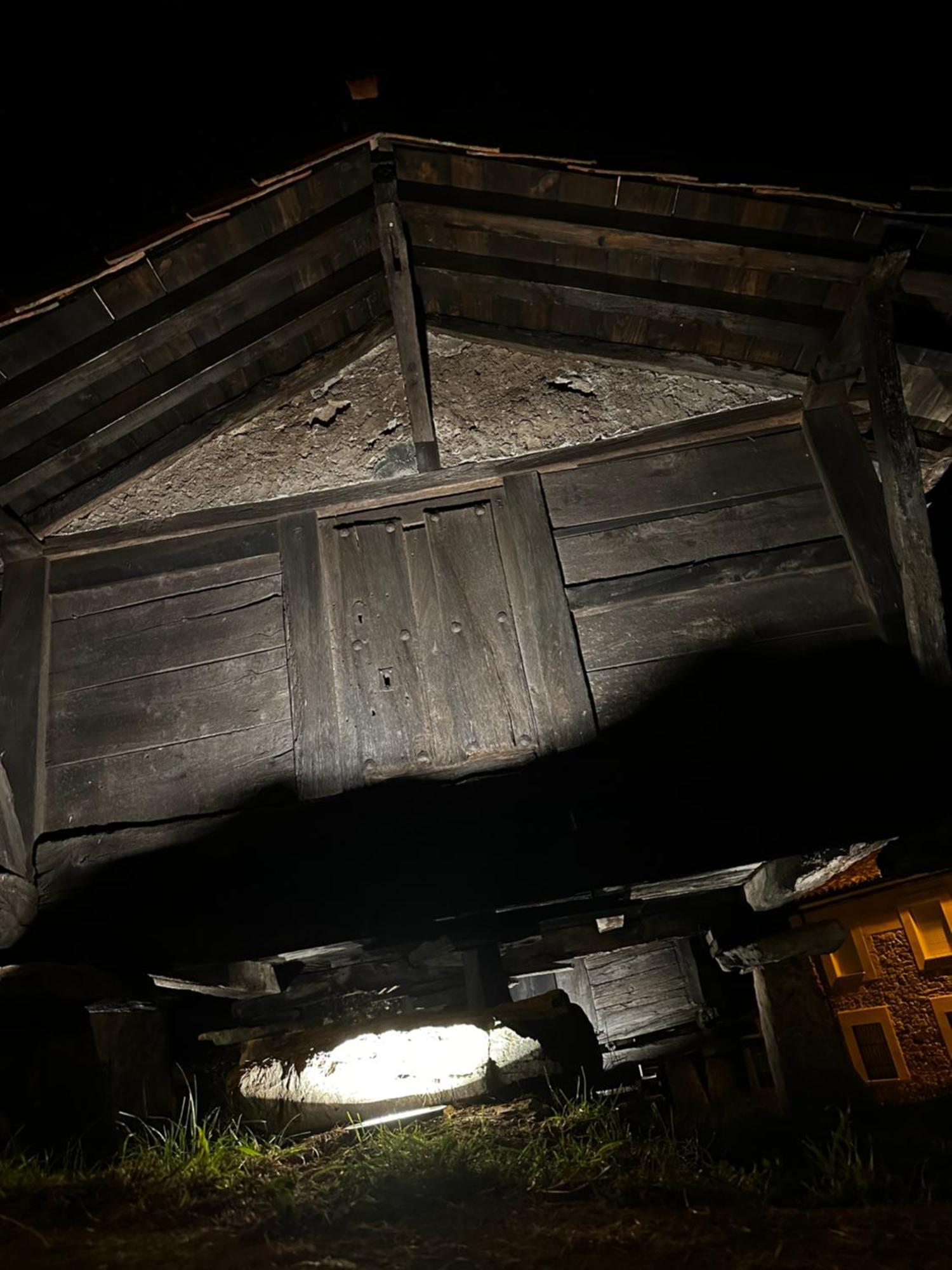 Los Tres Horreos Felechas エクステリア 写真
